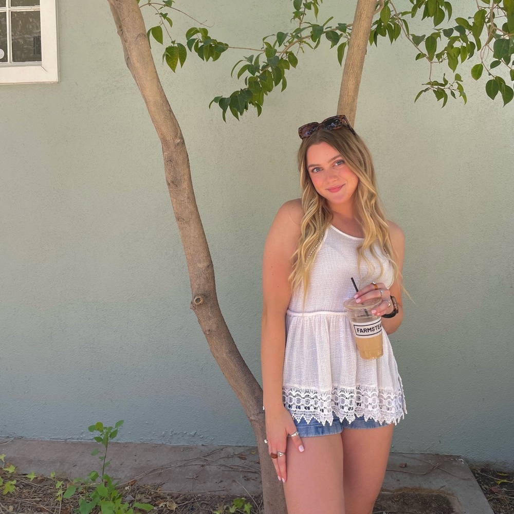 Meet your Posher, Megan